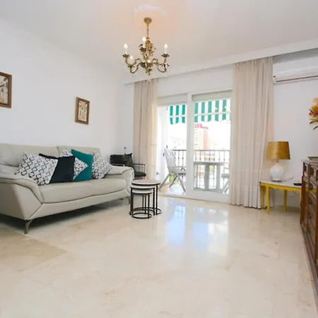 Amplio Con Piscina Apartment *